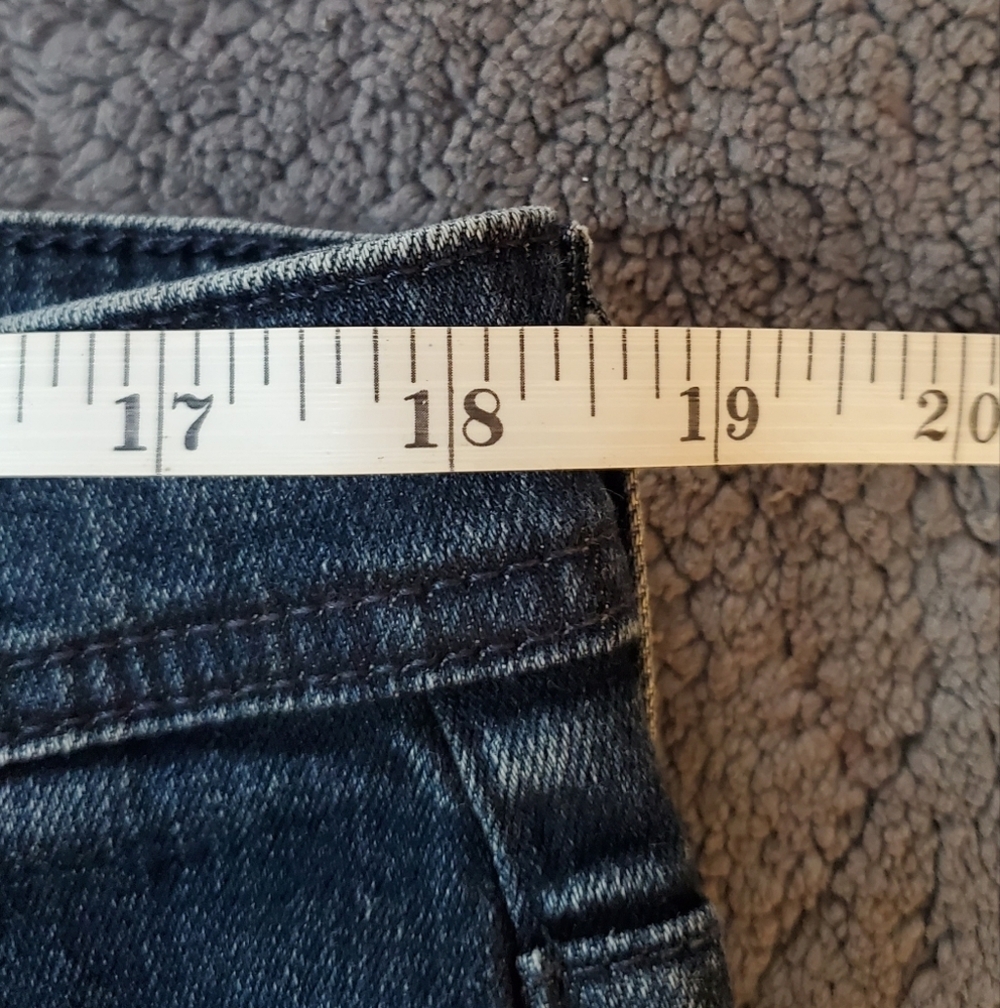 AG Everett Slim Straight Cloud Soft Denim Jeans - Picture 12 of 15